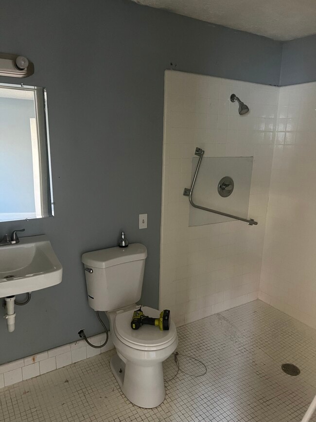 Photo - 204 N Warren St Unidad 15