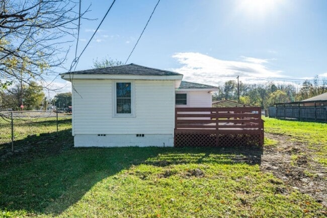 Photo - Spacious and Stunning 3-Bedroom, 2-Bath Ho...