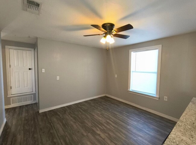 Photo - Remodeled 4 Bedroom Home AVAILABLE NOW!