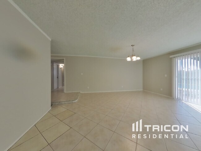 Photo - 4925 W Mescal St