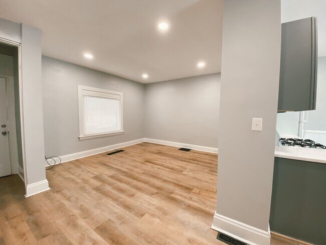 Building Photo - NEWLY RENOVATED 2  BEDROOM IN THE HEART OF MOUNT OLIVER!