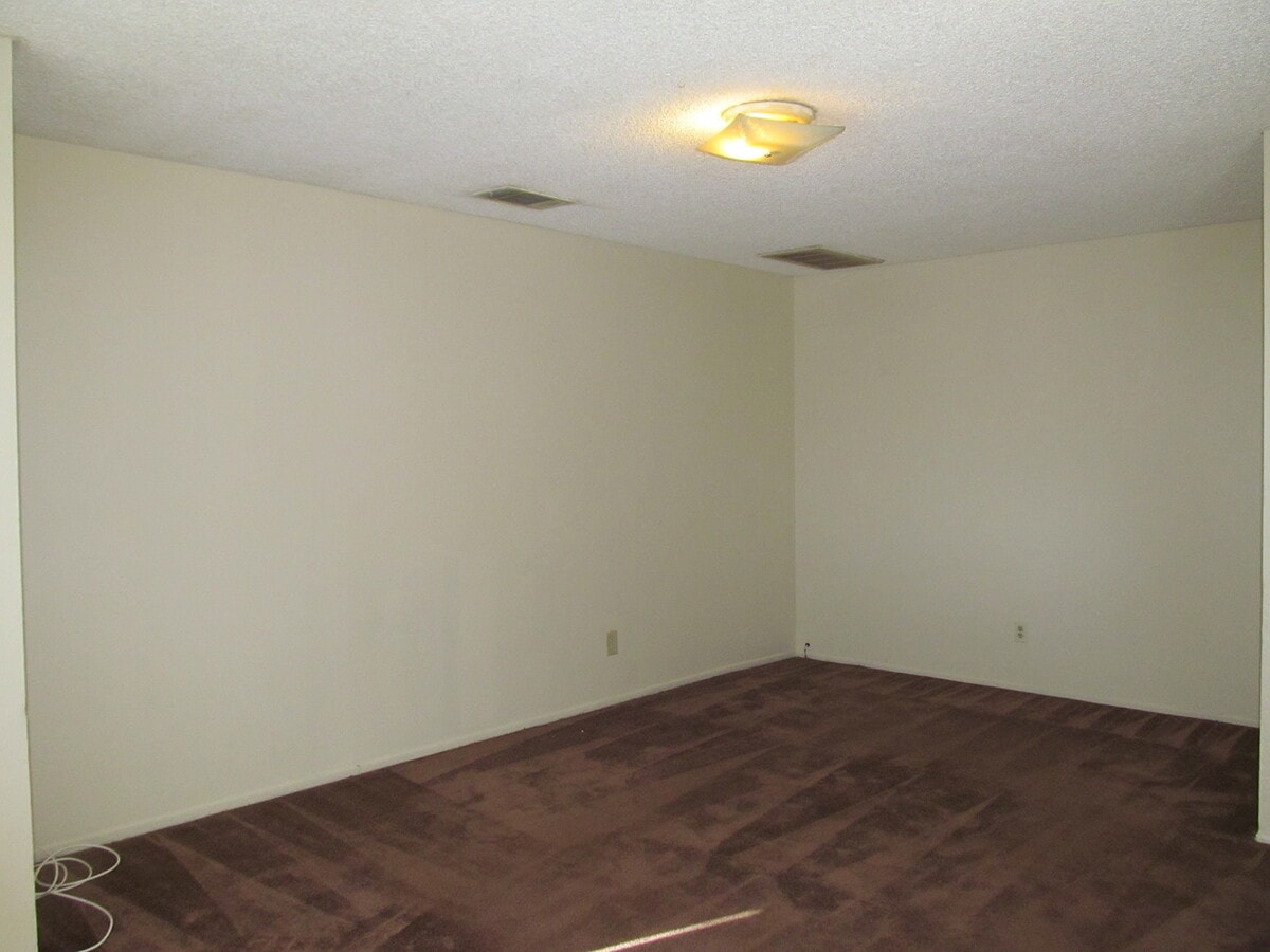 Photo - 24745 Webster Ave Unit C