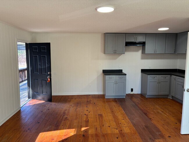 Photo - 1375 Lymon Reece Rd Unit 1375-B Lymon Reece Road