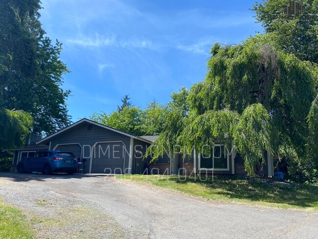 Building Photo - 111th Duplex Unit 6712 111th St Ct E