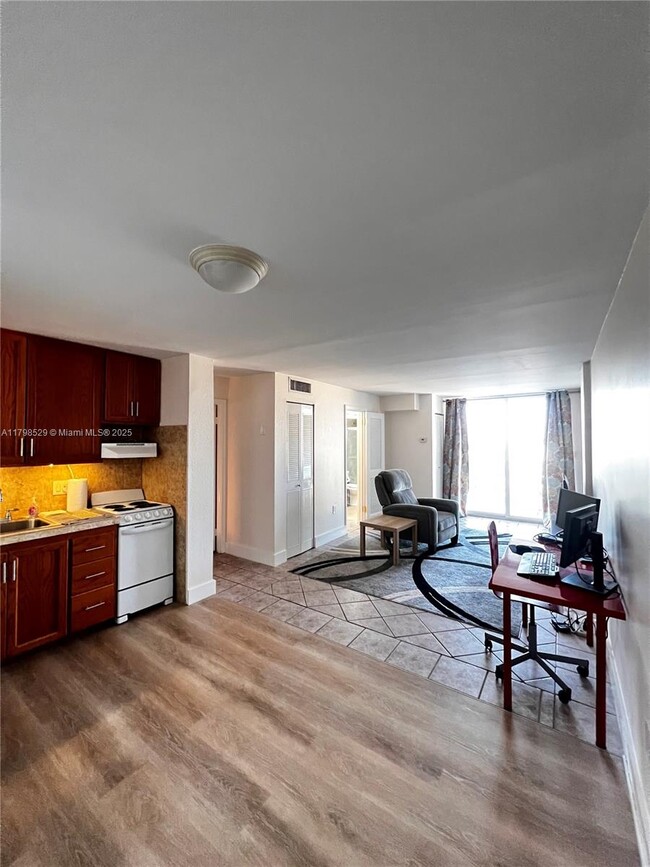 Photo - 1750 James Ave Condo Unit 10C