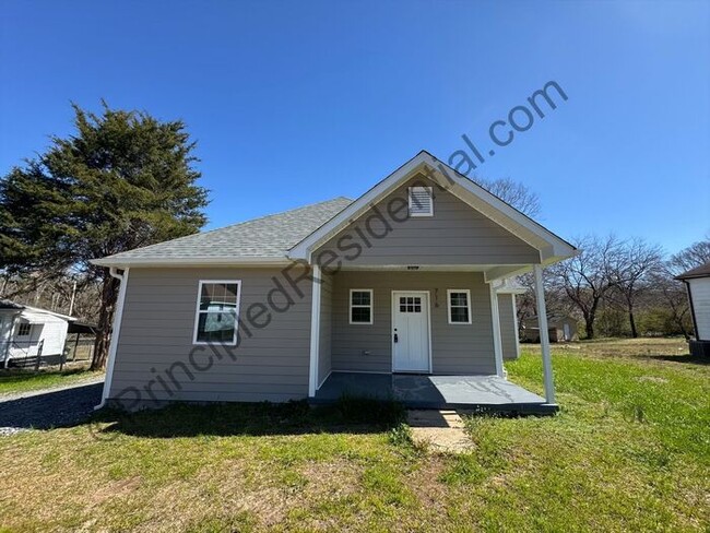 3 bedroom 2 bath house is Gastonia! - 3 bedroom 2 bath house is Gastonia!