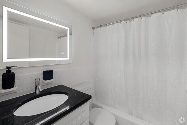 Studio - 514 SF