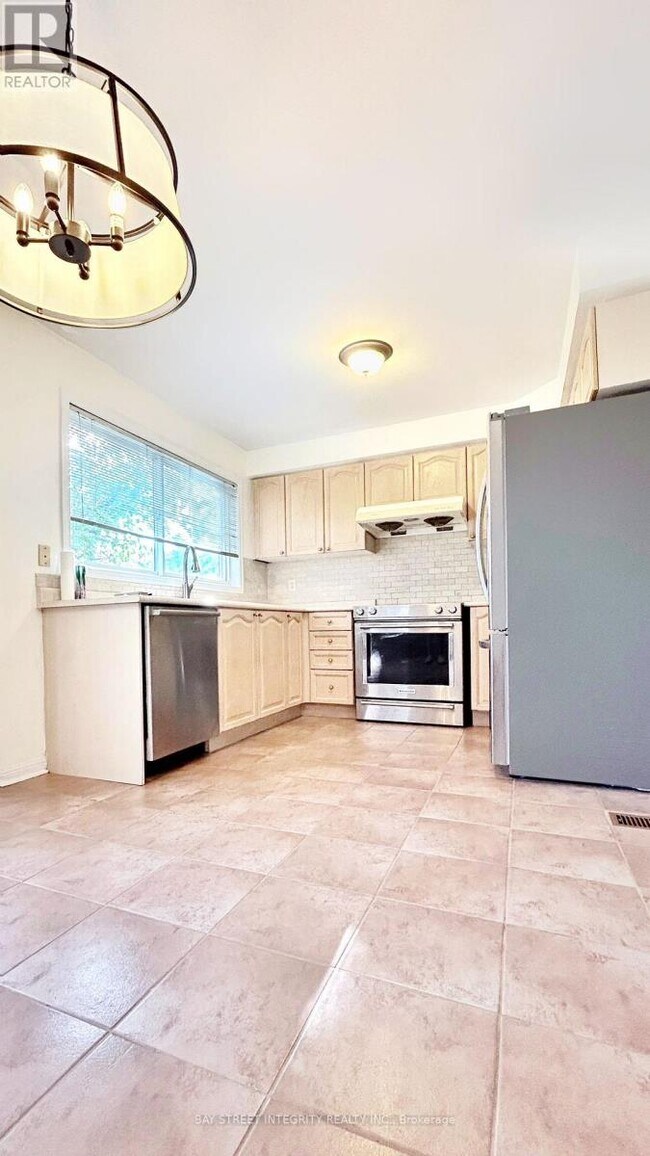 Photo - 2594 Dashwood Dr