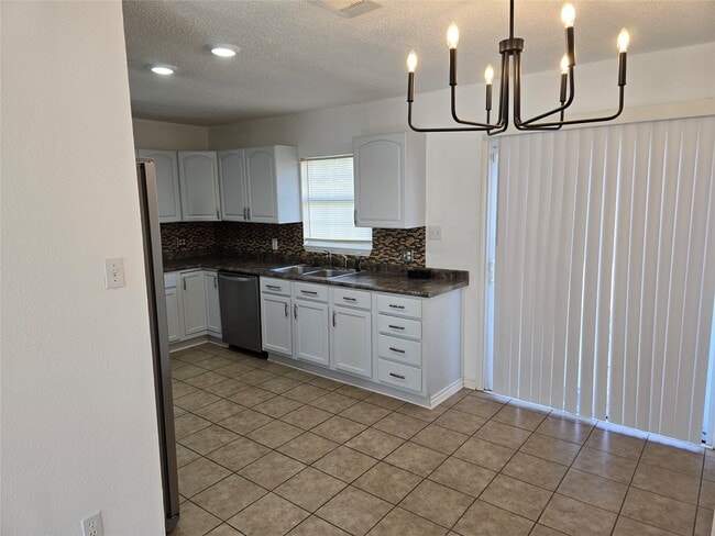 Photo - 3619 Washington St