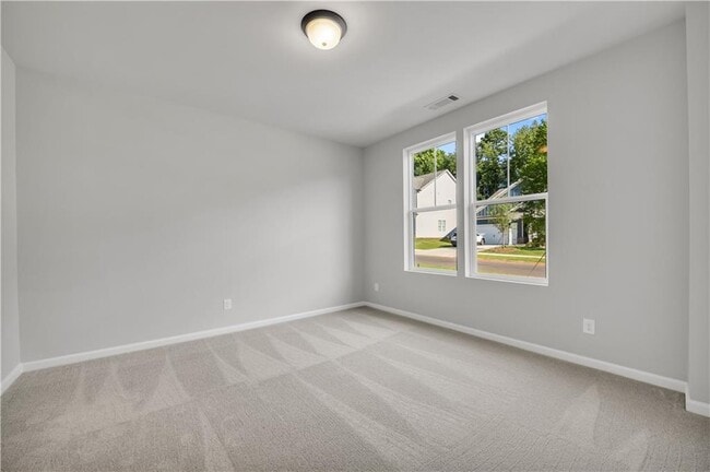 Photo - 644 Devon Aly