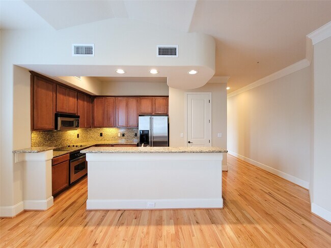 58 Briar Hollow Ln Unidad 408