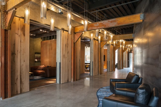 Photo - Iron Works Sono