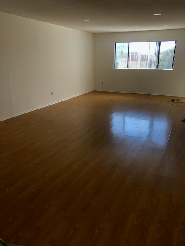 330 Pioneer Dr