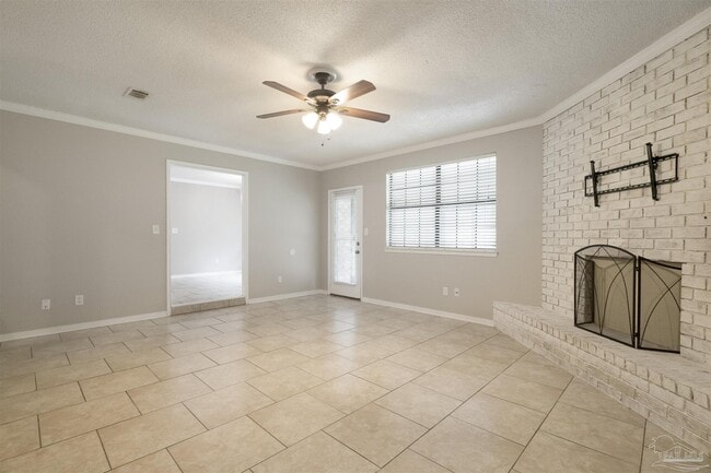 Photo - 587 Bobwhite Dr