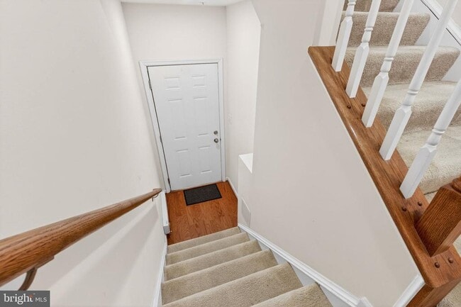 Photo - 8129 Greenbelt Station Pkwy