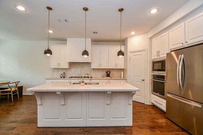 Photo - 4523 Juniper Ridge Ln