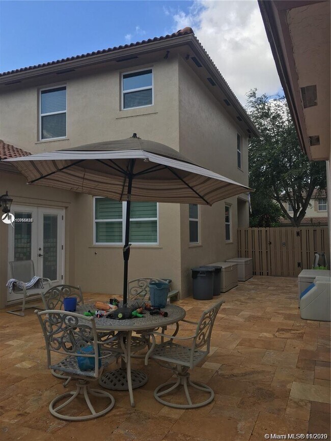 Photo - 7548 NW 3rd Ct