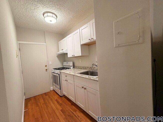 Photo - 21 Sheafe St Unit 3