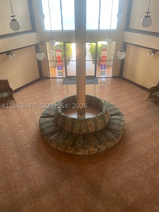 1350 SW 122nd Ave Unit 212