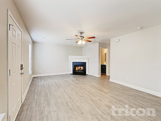 Photo - 538 Havenbrook Way NW