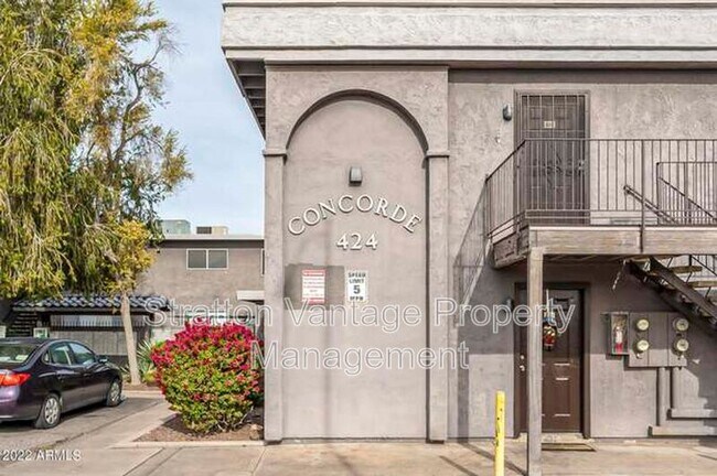 Photo - 424 W Brown Rd