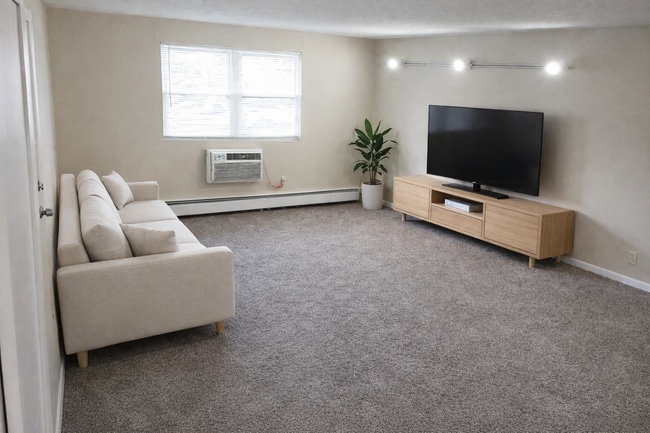 Photo - 9 Cross St Unit 11