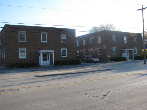 Deckner Ave Apartments - Deckner Ave Apartments