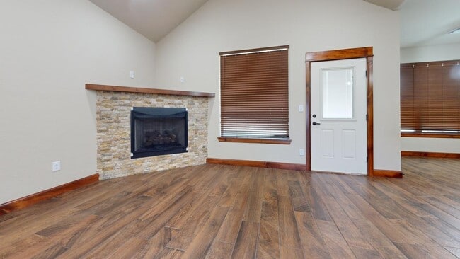 Photo - 12832 Sierra Ln