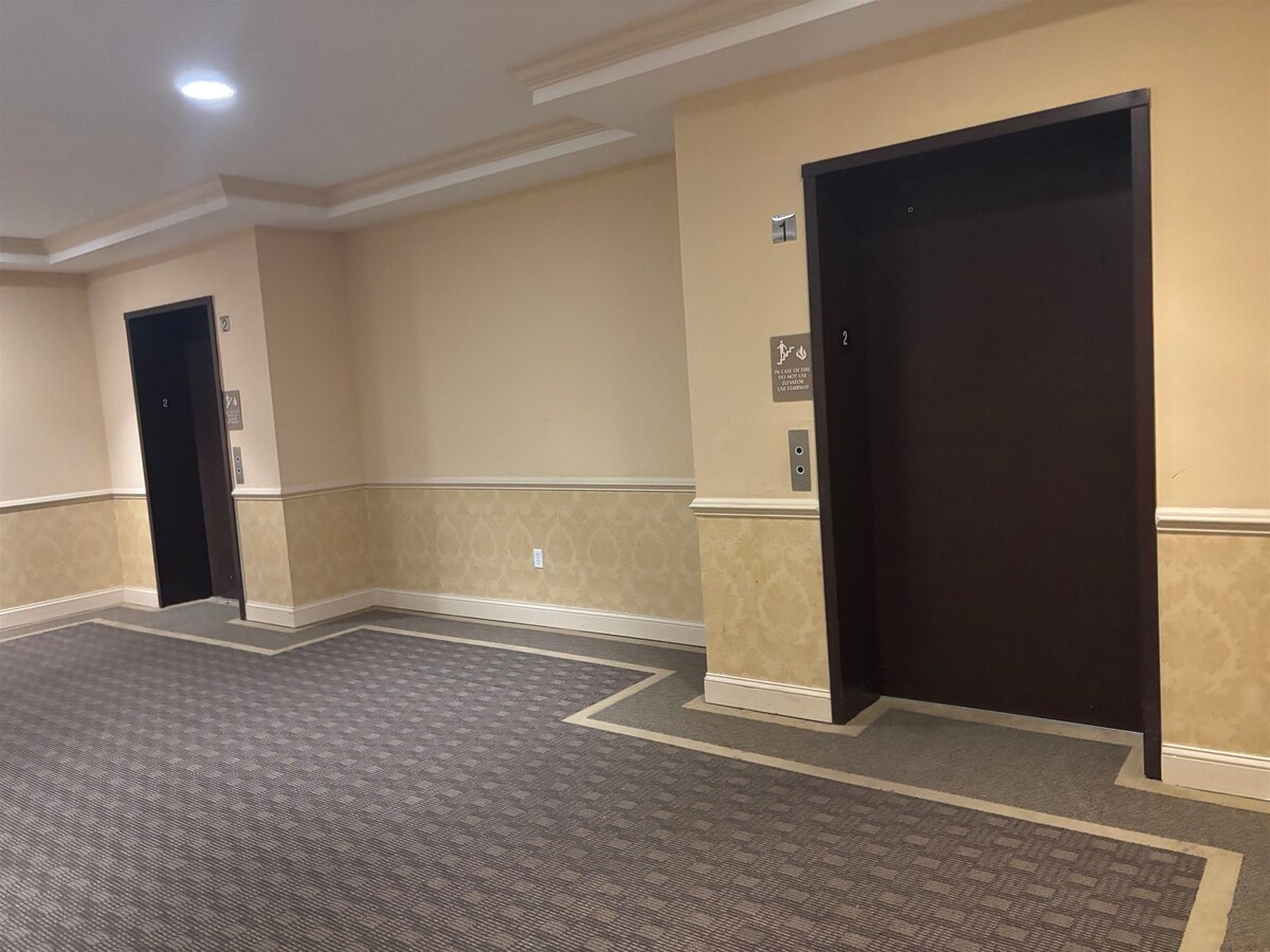 Photo - 1210 Windsor Park Ct Unit 10