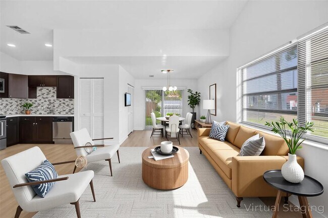 Photo - 339 SW 15th St Unidad 1-2