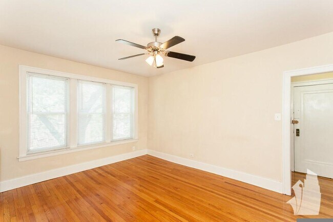 Photo - 1921 W Winona-GDN Unit GDN