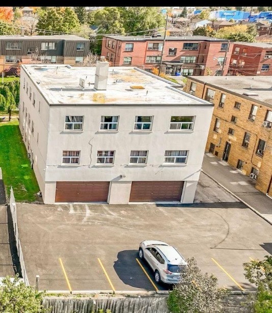 Photo - 2422 Keele St