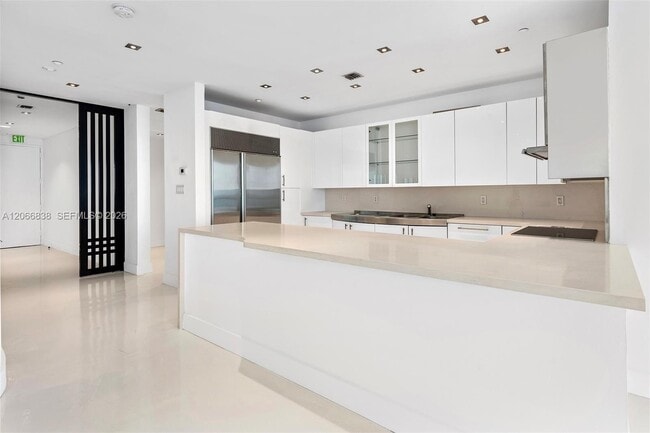 Photo - 100 South Pointe Dr Unit 2306