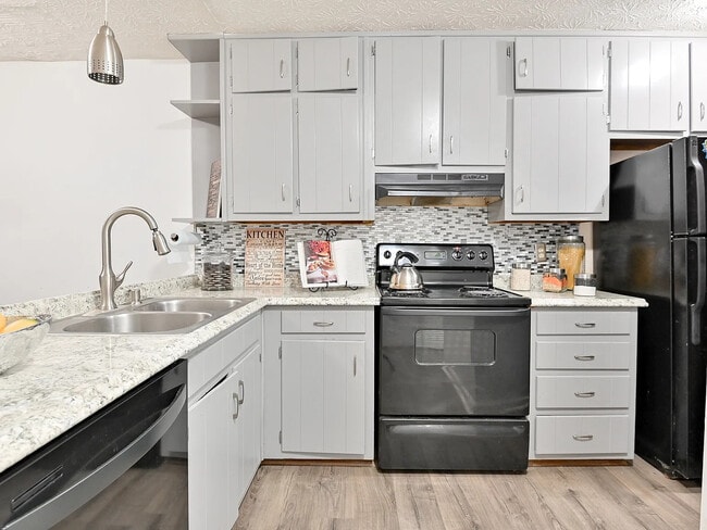 Photo - 123 Curtis Rd