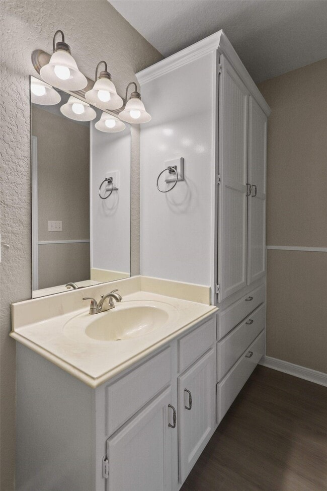 Photo - 11700 League Line Rd Unidad 122