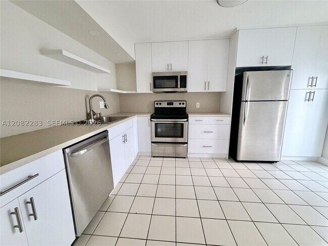 Photo - 3203 Mary St Unit 4