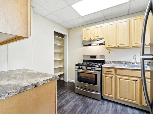 Photo - 32 Gardner Ave Condo Unit 2