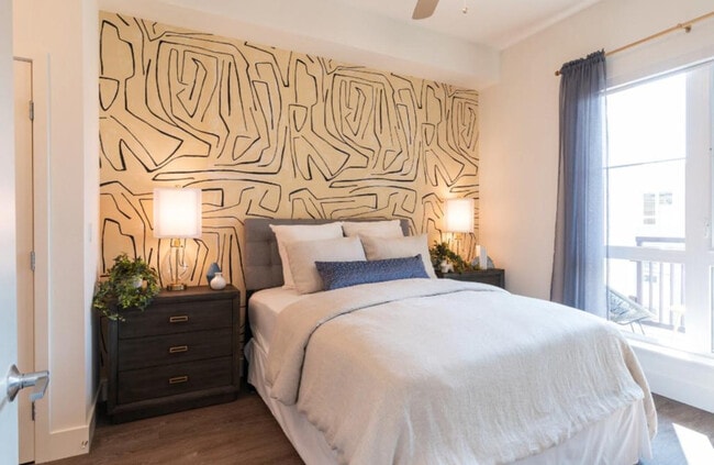 Photo - 1650 S Delaware St Unit ID1354557P