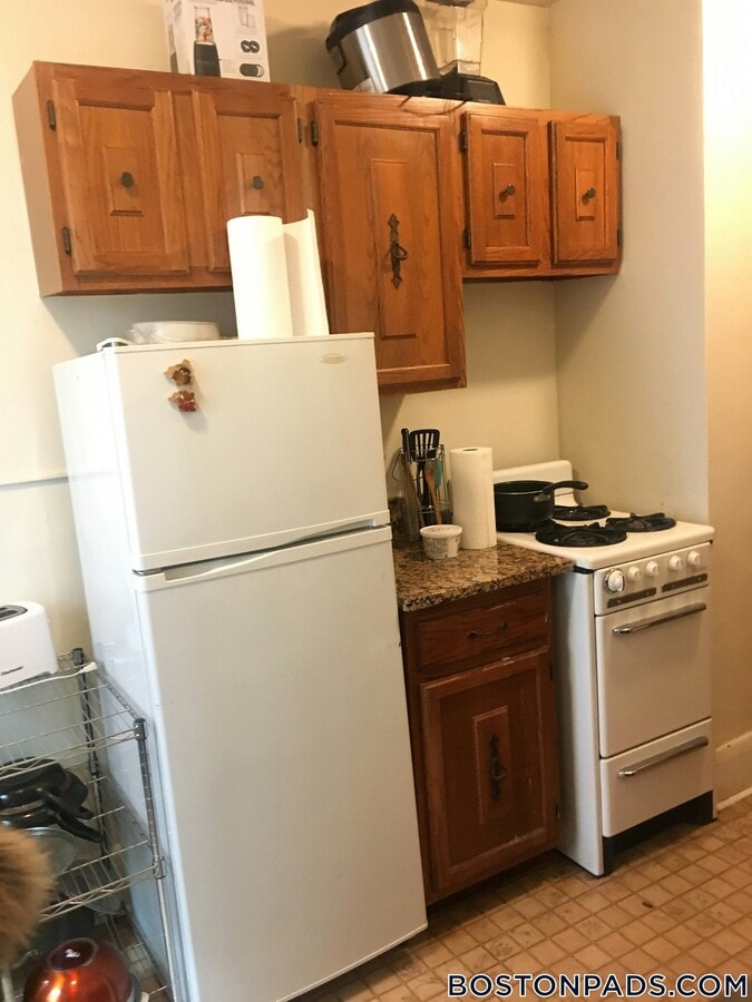 Photo - 349 Pleasant St Unidad C-7