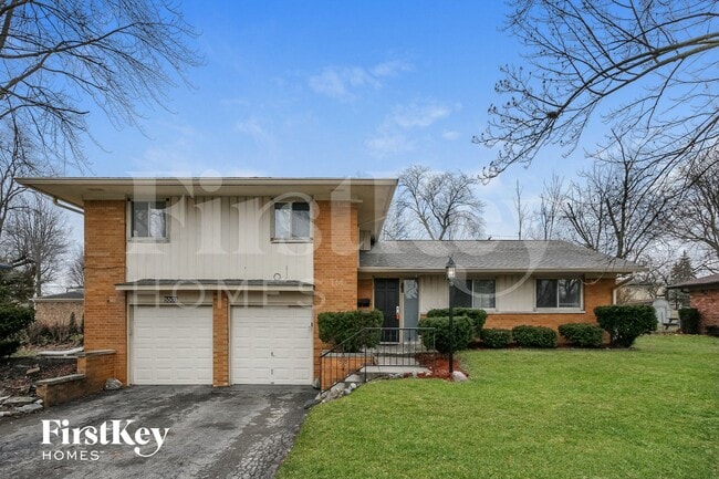 Building Photo - 5503 Moonlight Dr