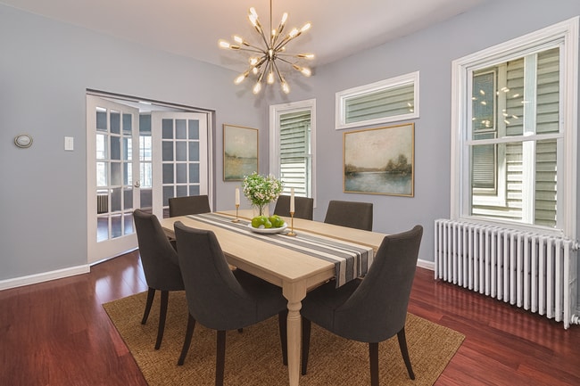 Photo - 27 W 41st St Unit Oasis Suite