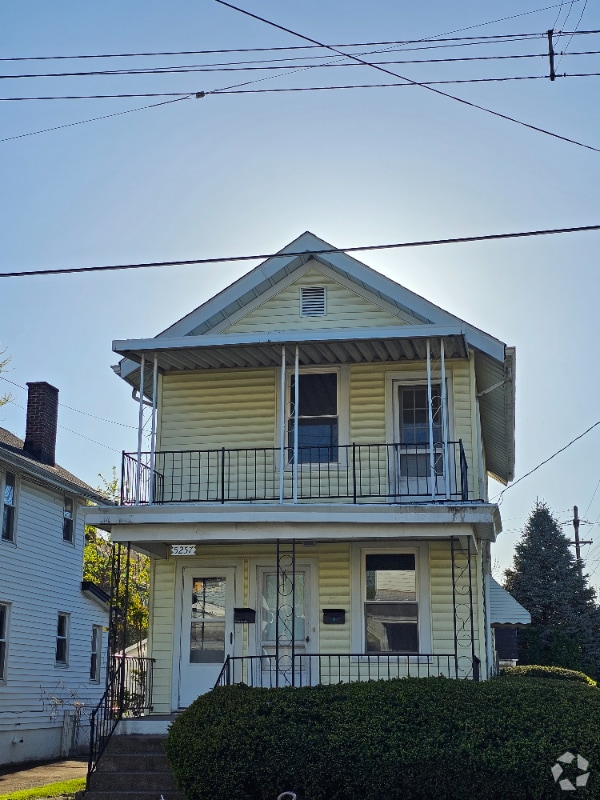 Building Photo - 5257 Rolston Ave Rental