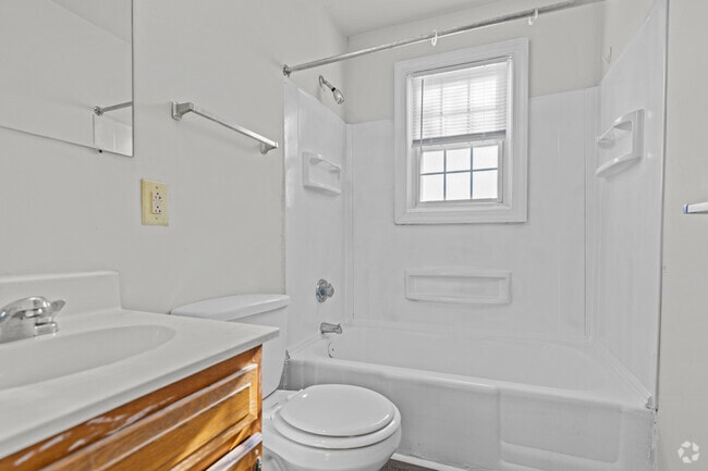 2 BR Unit - Welcome Home to The Grand at New Port!