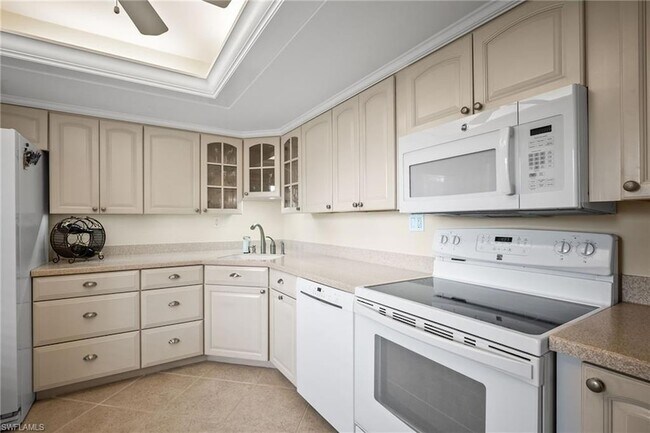 Photo - 415 Augusta Blvd Unidad 310