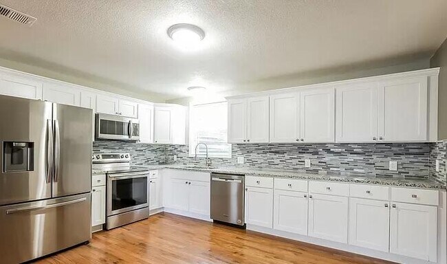 Photo - 209 W 97th St