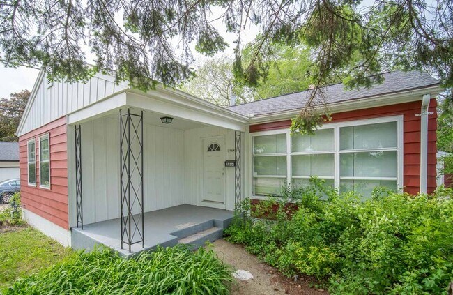 Photo - 2464 W Lawn Ave