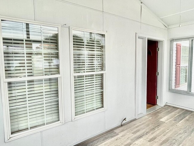 Photo - 6330 Chester Park Dr