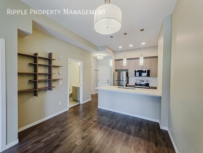Photo - TOP-FLOOR 1 BEDS, 1 BATHS CONDO | RESORT-STYLE MAHOGANY LAKE ACCESS Unit 419