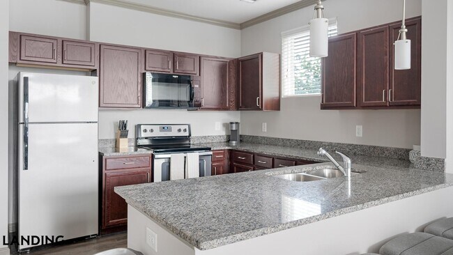 225 Walden Village Ln Unit 331