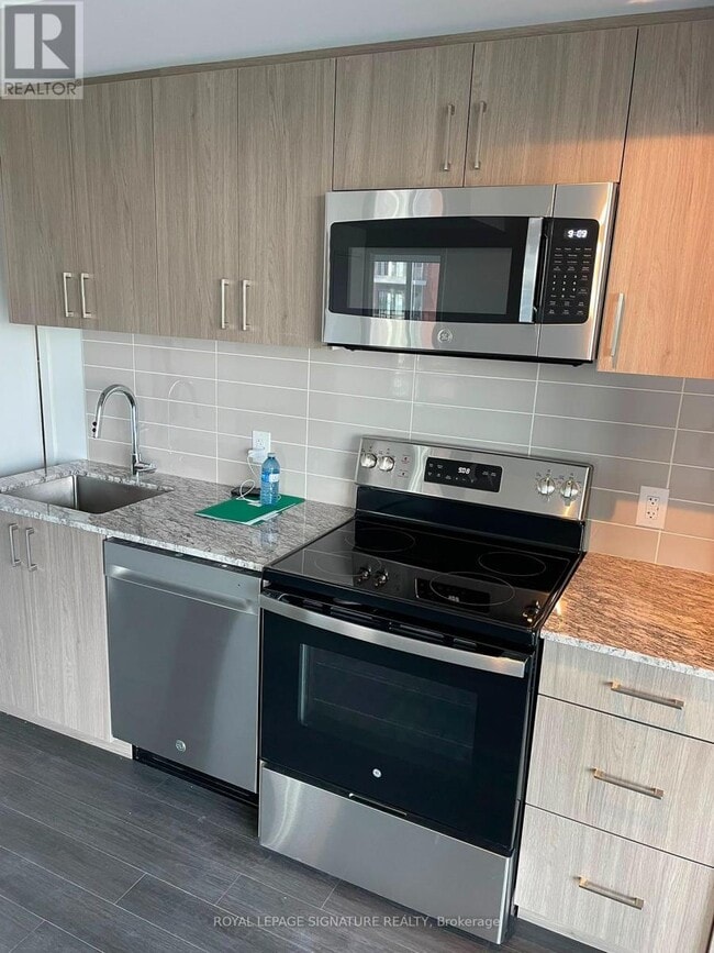 Photo - 4010 Eglinton Ave W Unit 1421